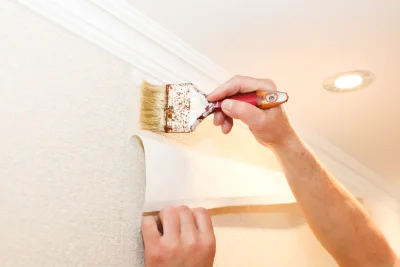 Pose de papier peint au Vernois — revêtements muraux et toiles de verre